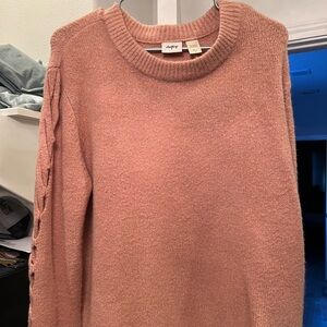 Daytrip by The Buckle sweater